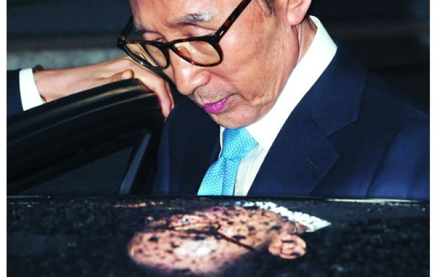 檢, 이명박 전 대통령 구속영장 청구